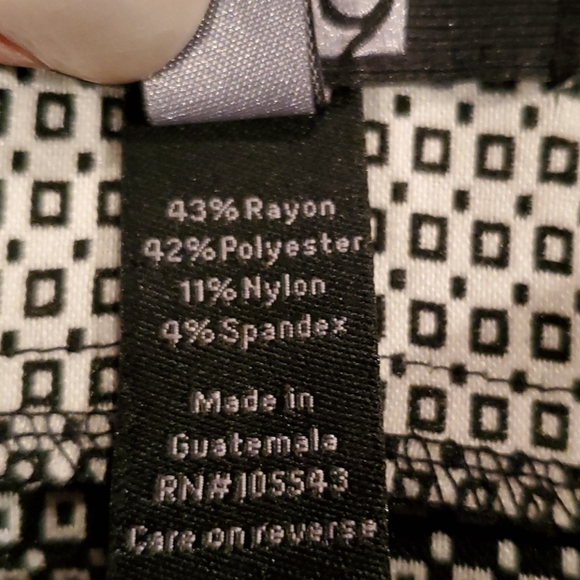 Apt. 9 skirt, size 14 - Picture 4 of 5